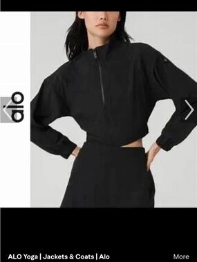 ALO Yoga Women’s Black Cropped Zip Clubhouse Jacket